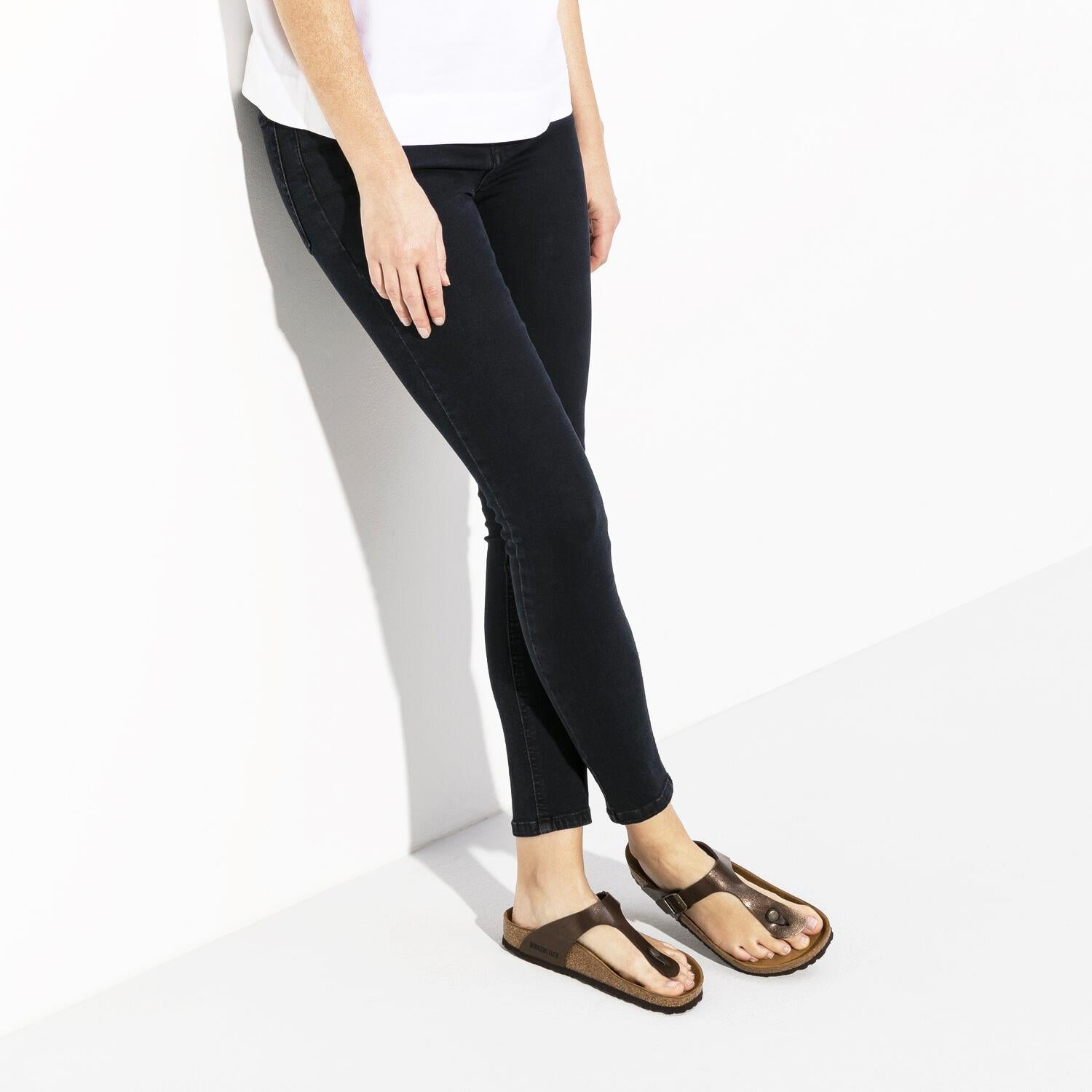 Birkenstock Gizeh Women's Thong Sandals Toffee Birko-Flor