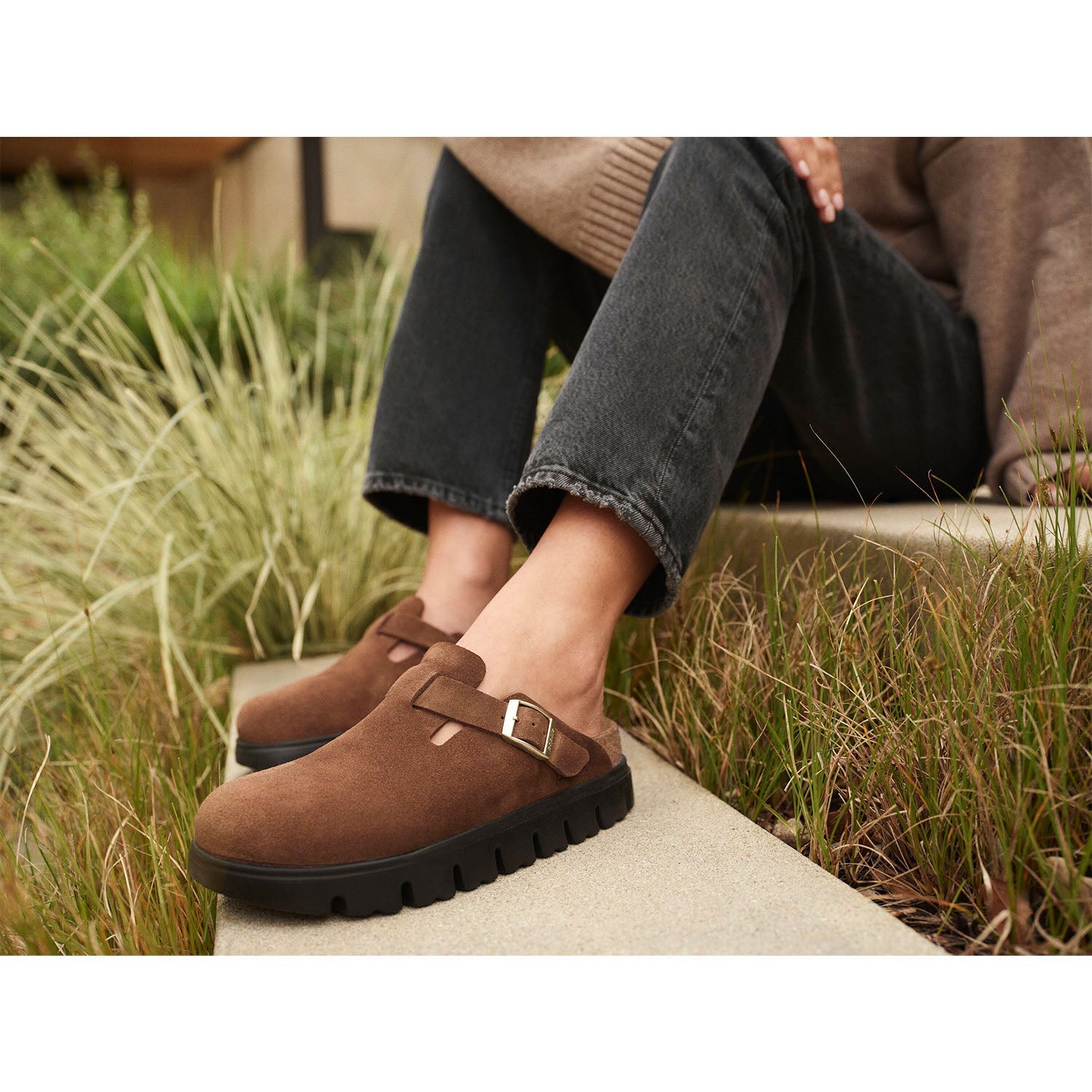 Birkenstock Boston Chunky Women's Clogs Dark Tea Suede