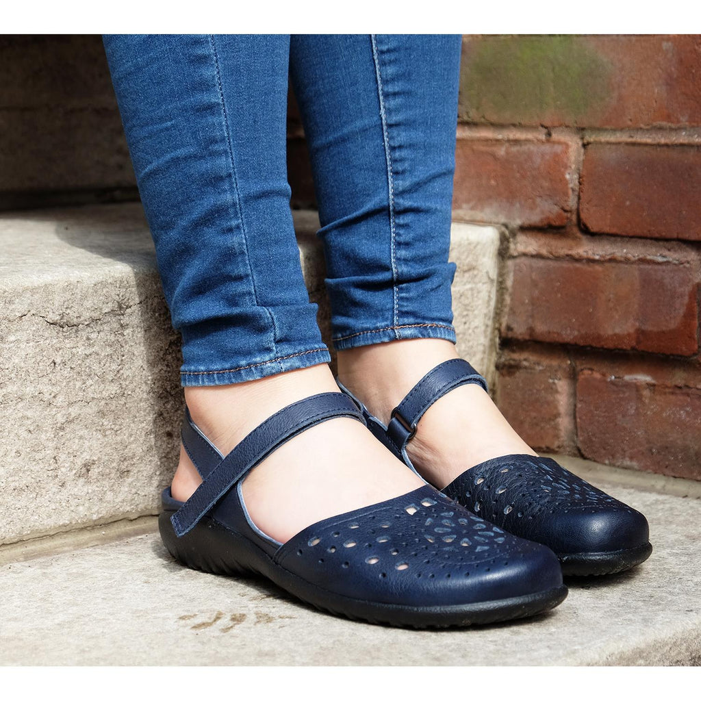 Naot Arataki Women's Mary Janes Black Raven Leather