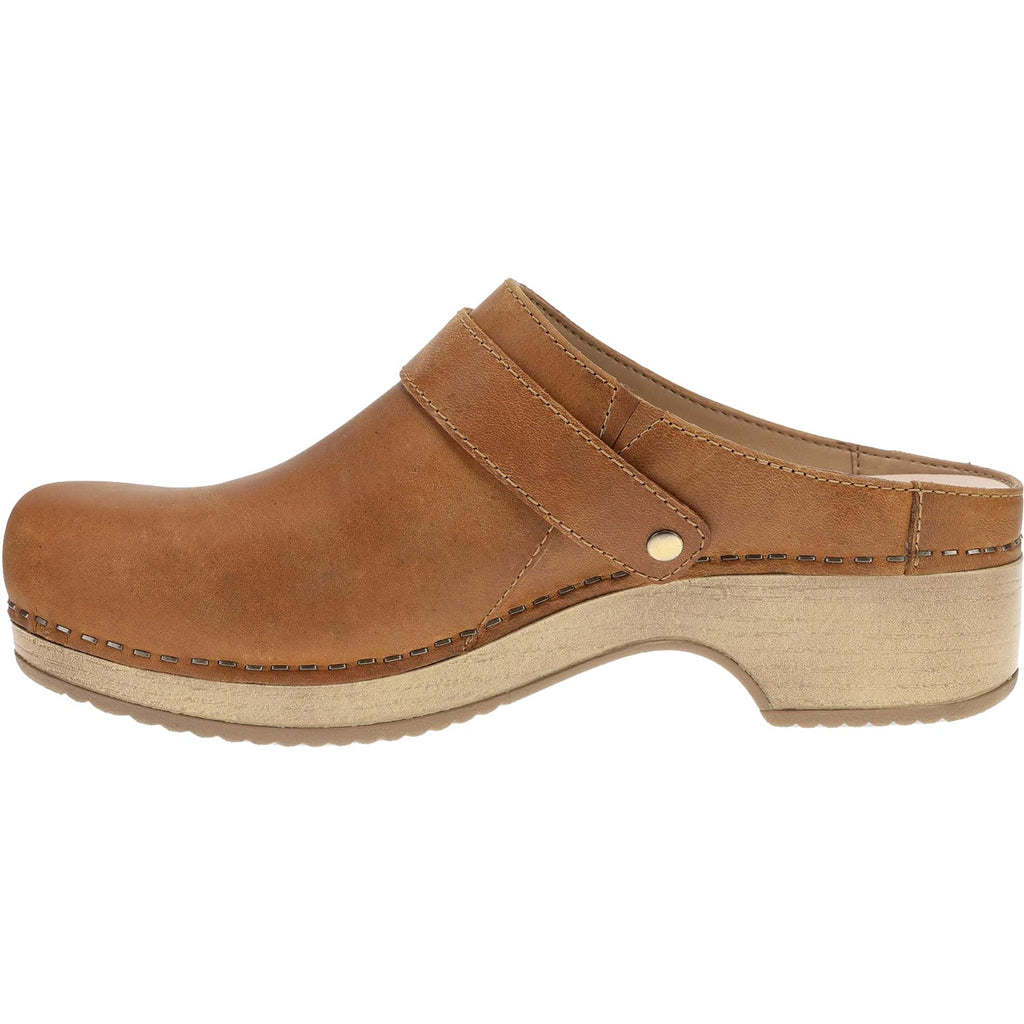 Dansko Baylor Women's Clogs Tan Oiled Pull Up Leather