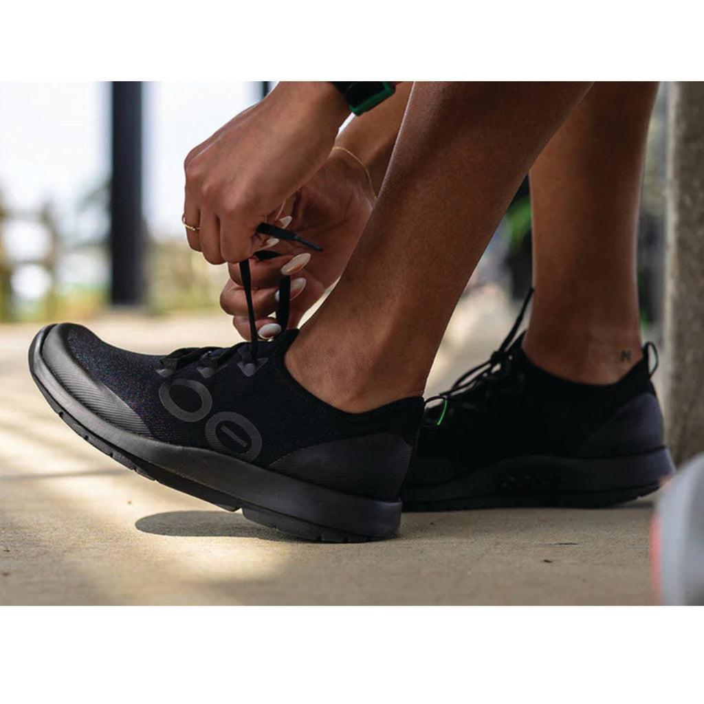 OOFOS OOMG Sport LS Women's Recovery Sneakers Black/Black Mesh