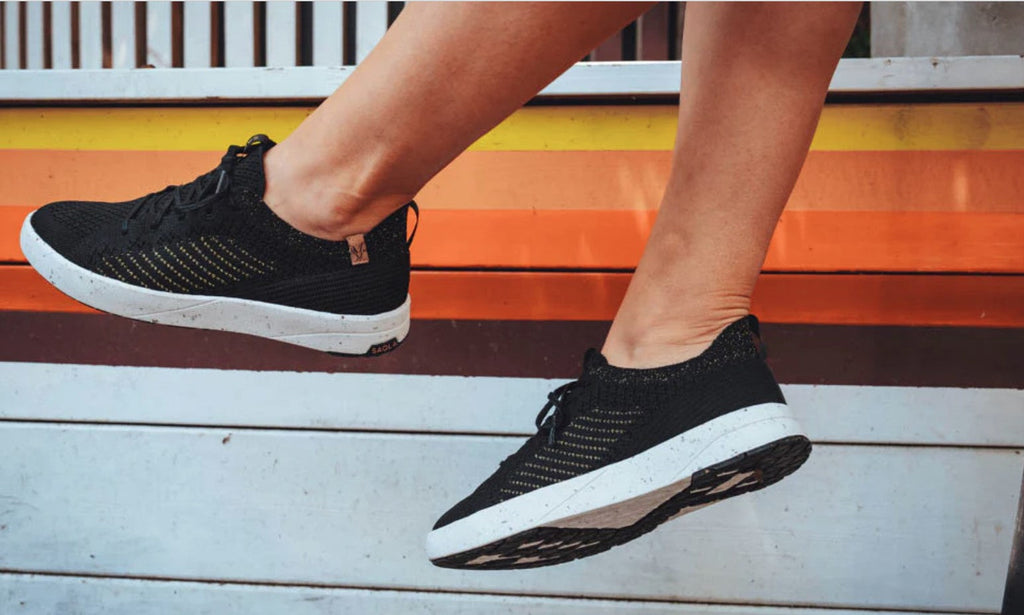 Saola Cannon Knit 3 Women's Athletic Shoes & Athleisure Shoes Black/Gold