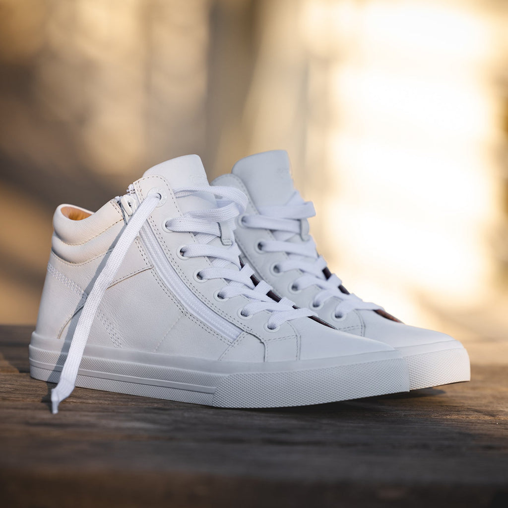 Taos Winner Women's Lace Up Shoes White