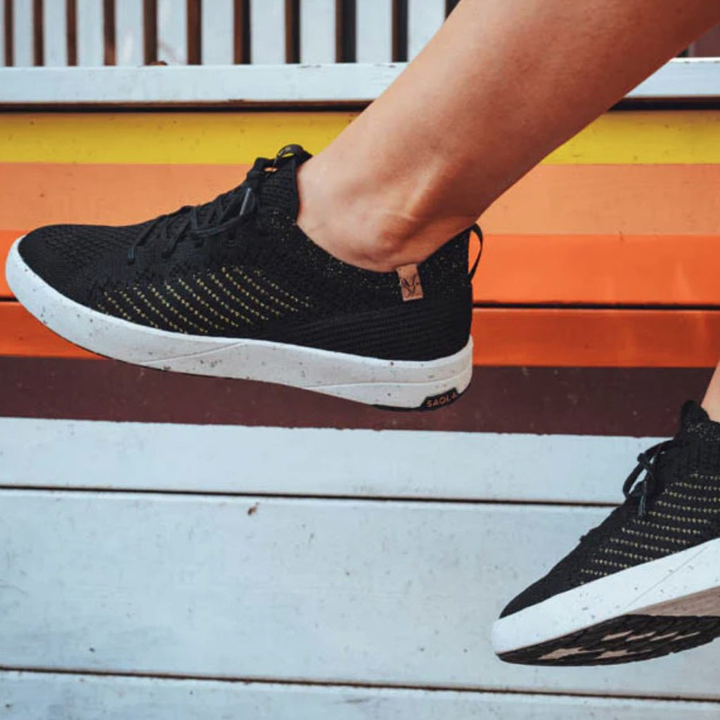 Saola Cannon Knit 3 Women's Athletic Shoes & Athleisure Shoes Black/Gold