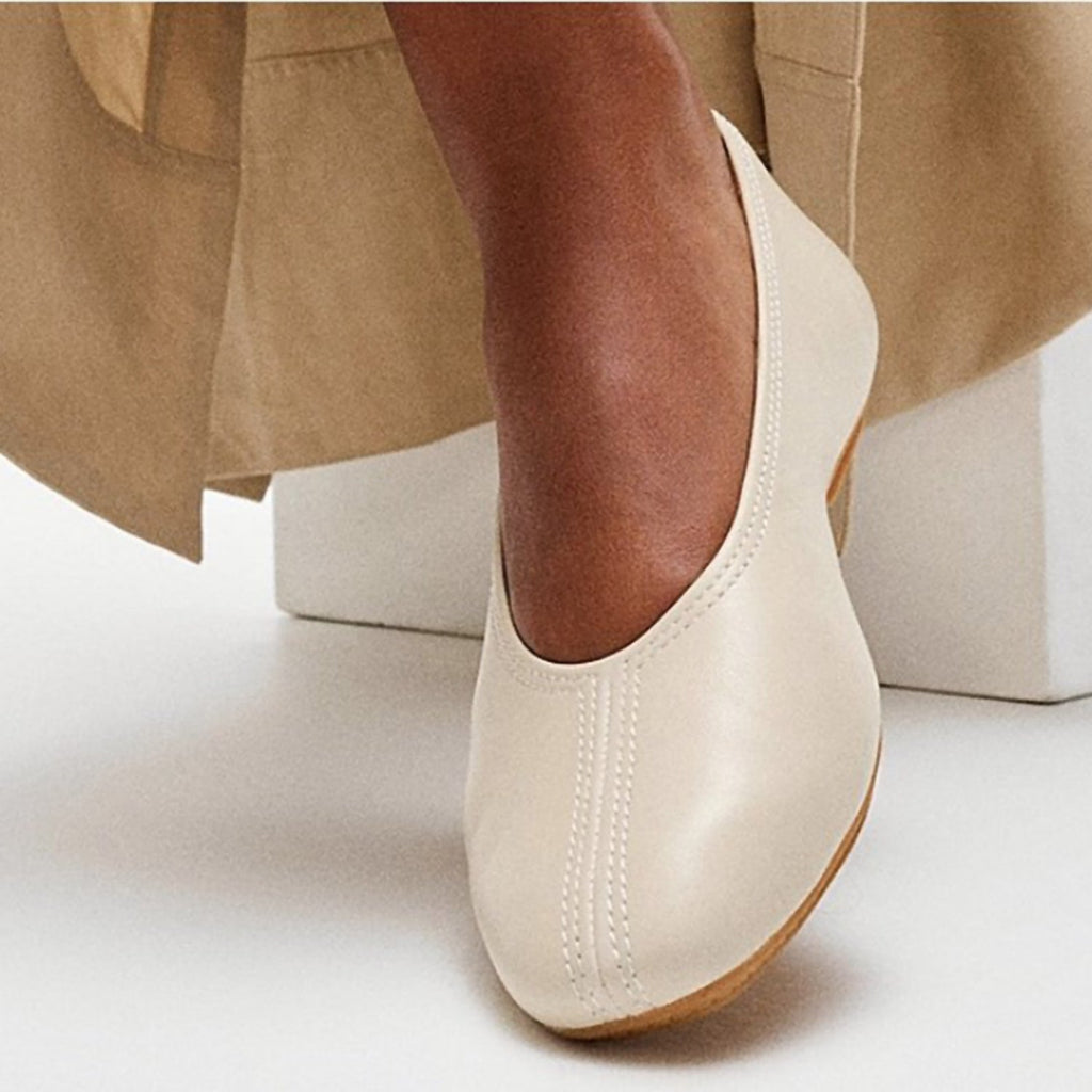 Fitflop Delicato High-Cut Soft- Ballet Flat Women's Dress Flats Paris Beige