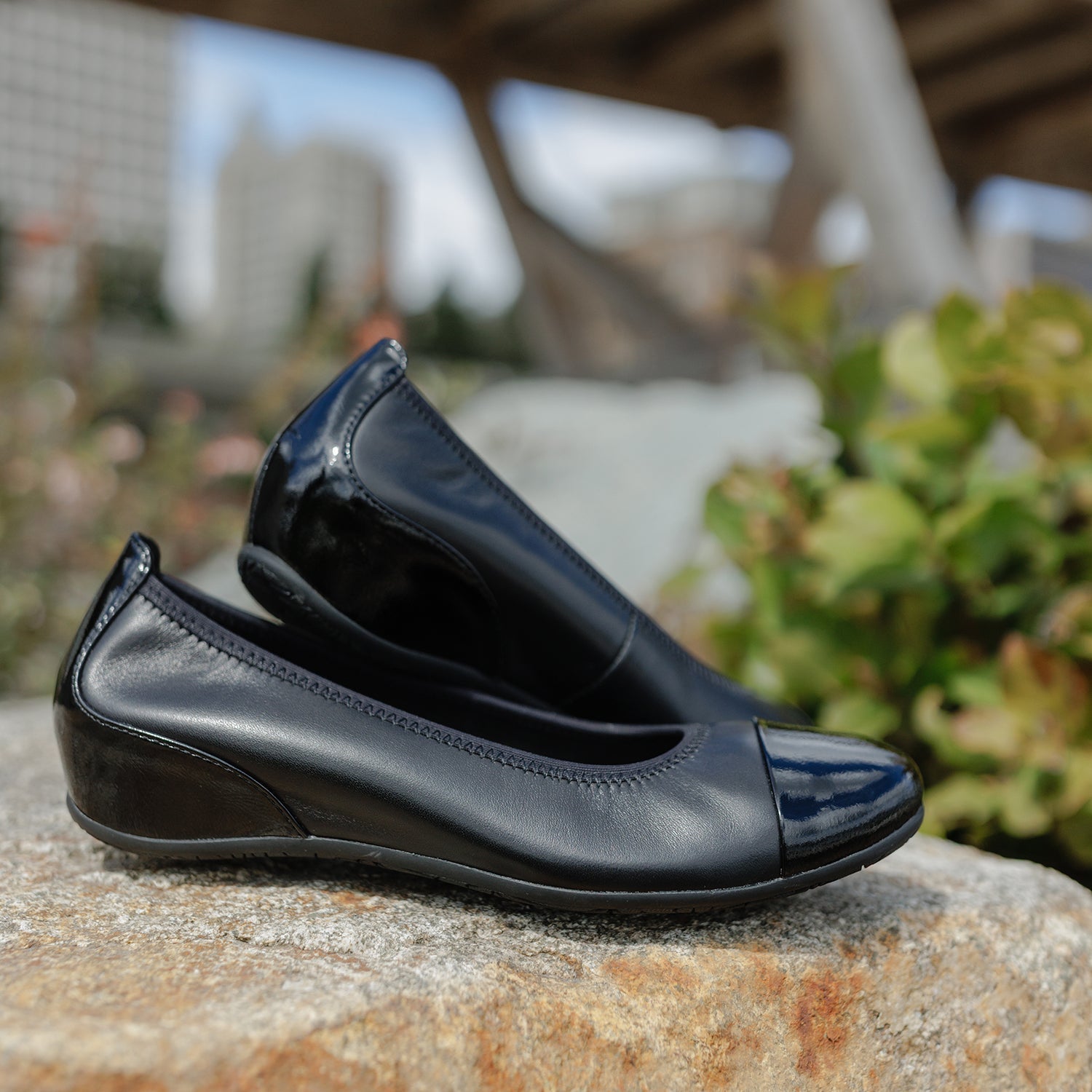 Josef Seibel Florina 01 Women's Dress Flats Black Leather/Patent Combi