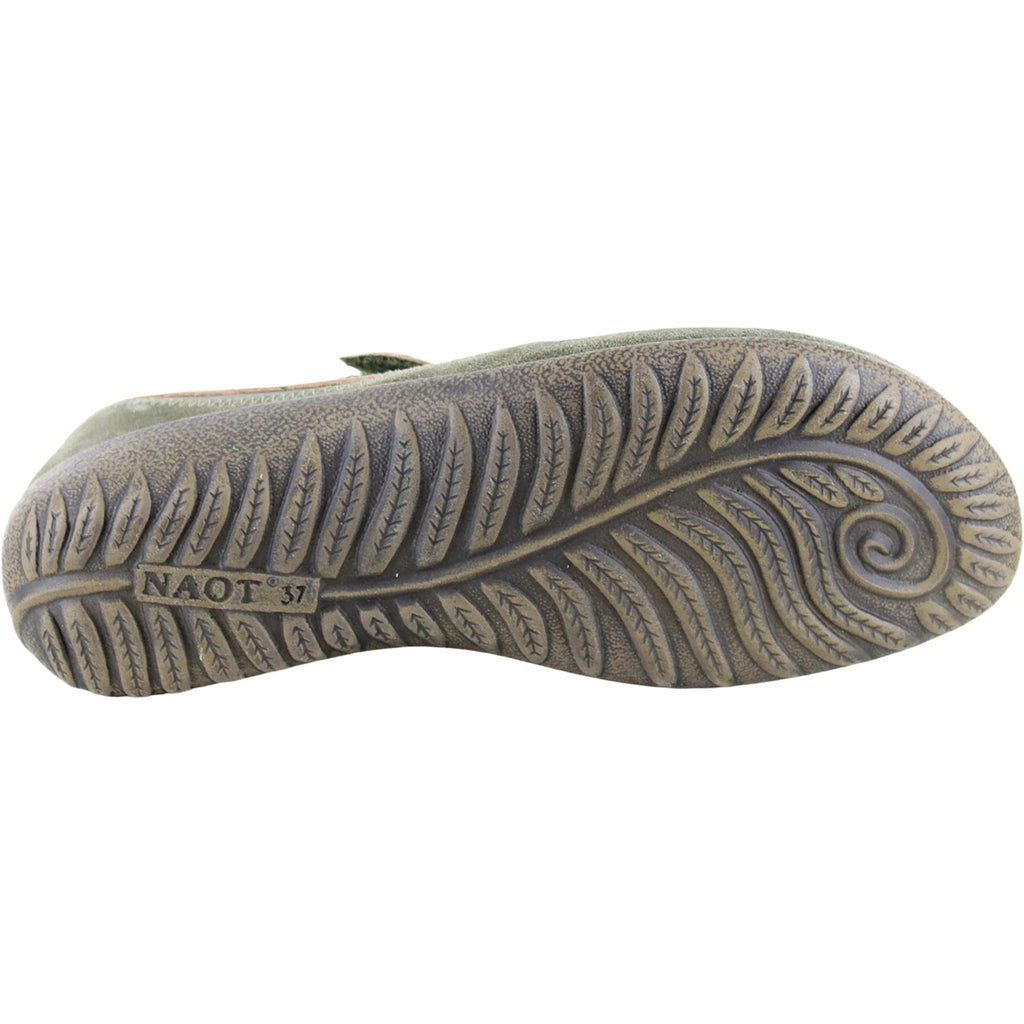 Naot Kirei Women's Mary Janes Soft Green/Hunter Green/Pewter