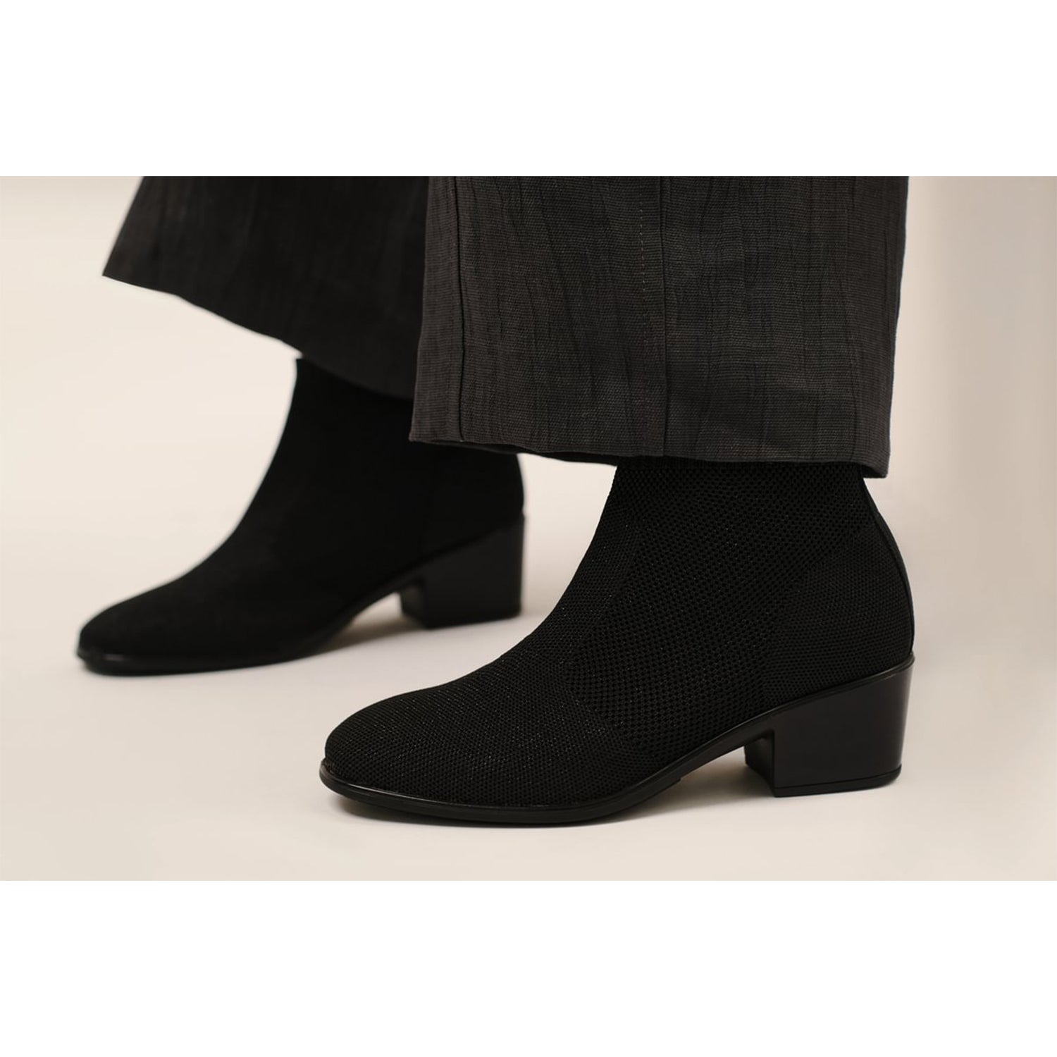 Naot Legacy Women's Boots Black Silver Knit