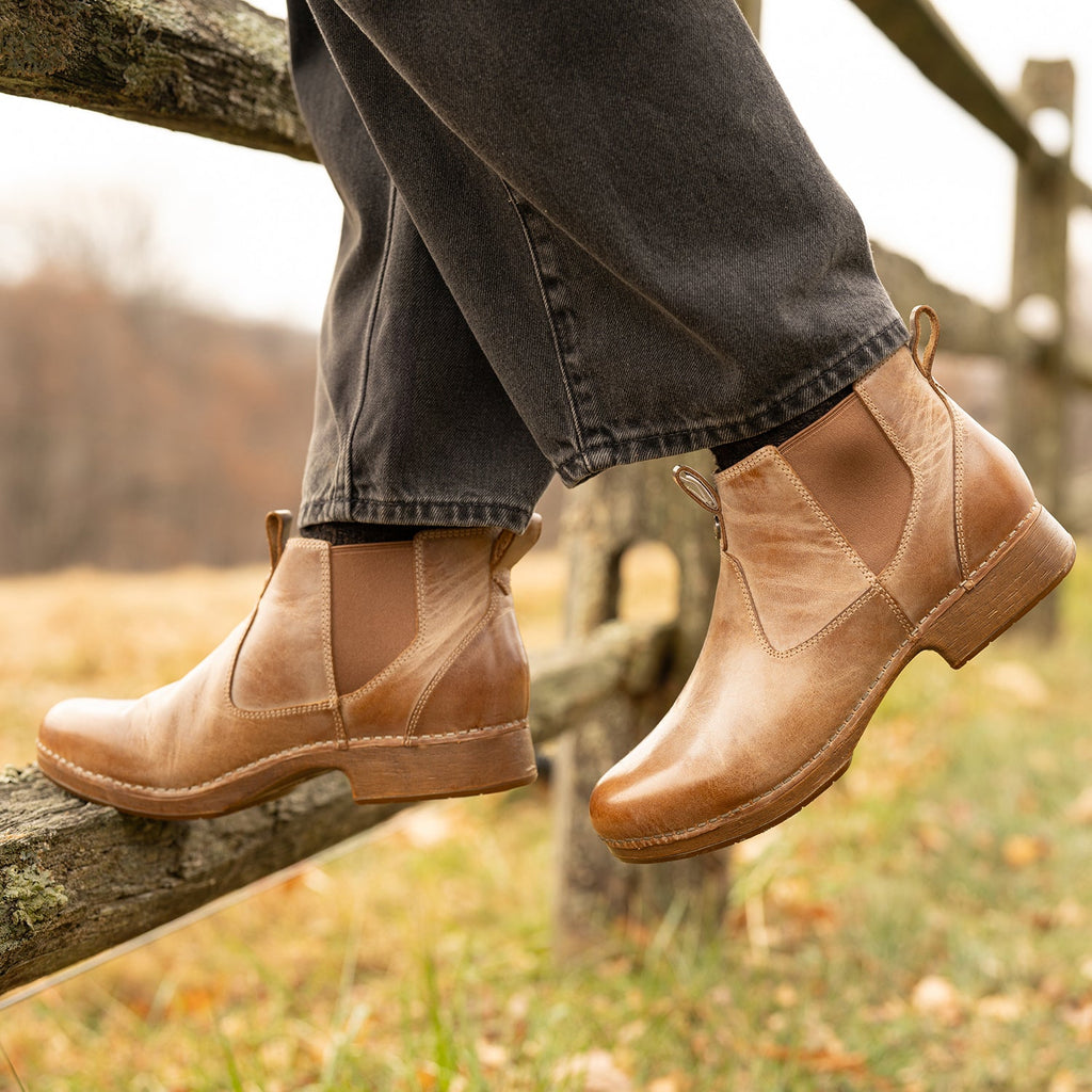 Dansko Michele Women's Boots Tan
