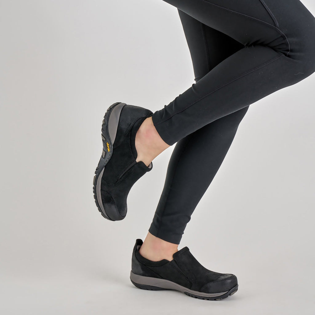 Dansko Pippy Waterproof Burnished Women's Slip Ons Sporty Black