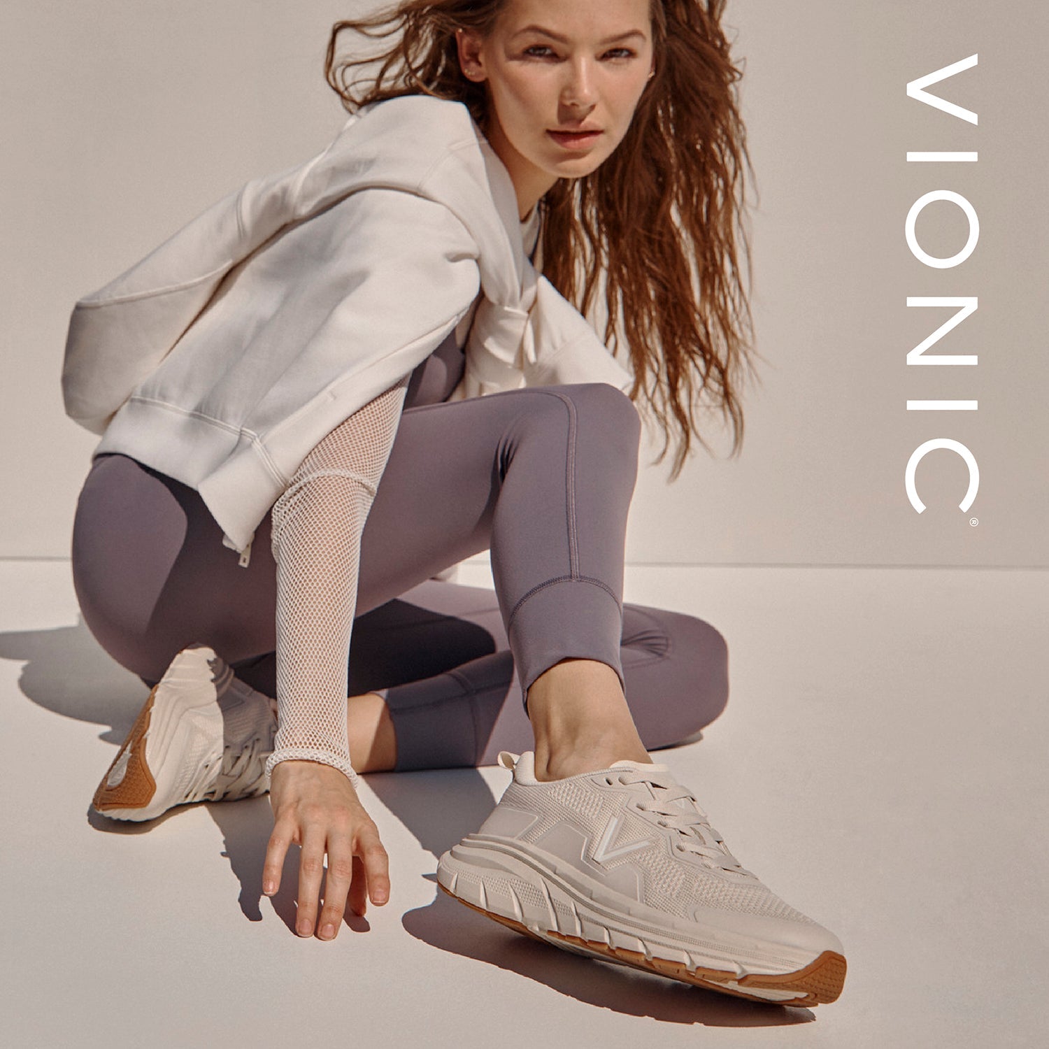 Vionic Walk Max Women's Athletic Shoes White